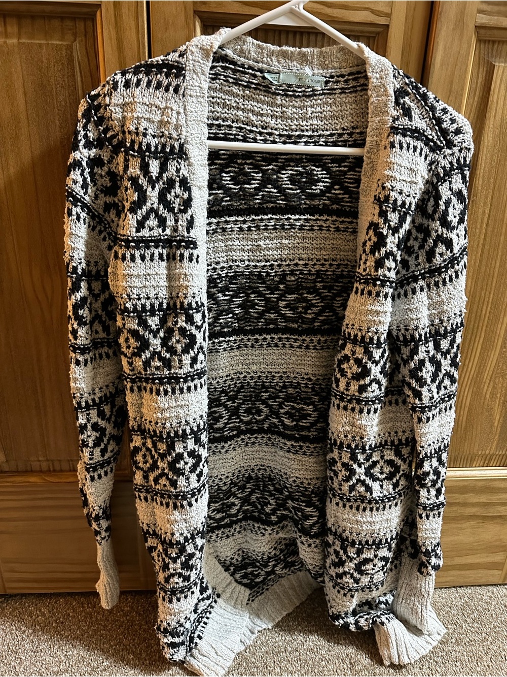 Maurices Black & Cream Geometric Open-Front Cardigan